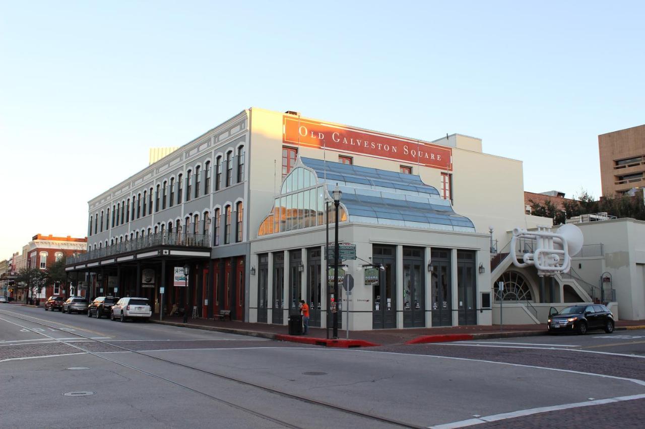 Heart Of Galveston Stylish Apt Near Attractions Exterior foto